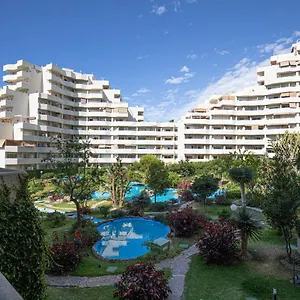 https://benal-beach-studio-077.es-andalucia.com